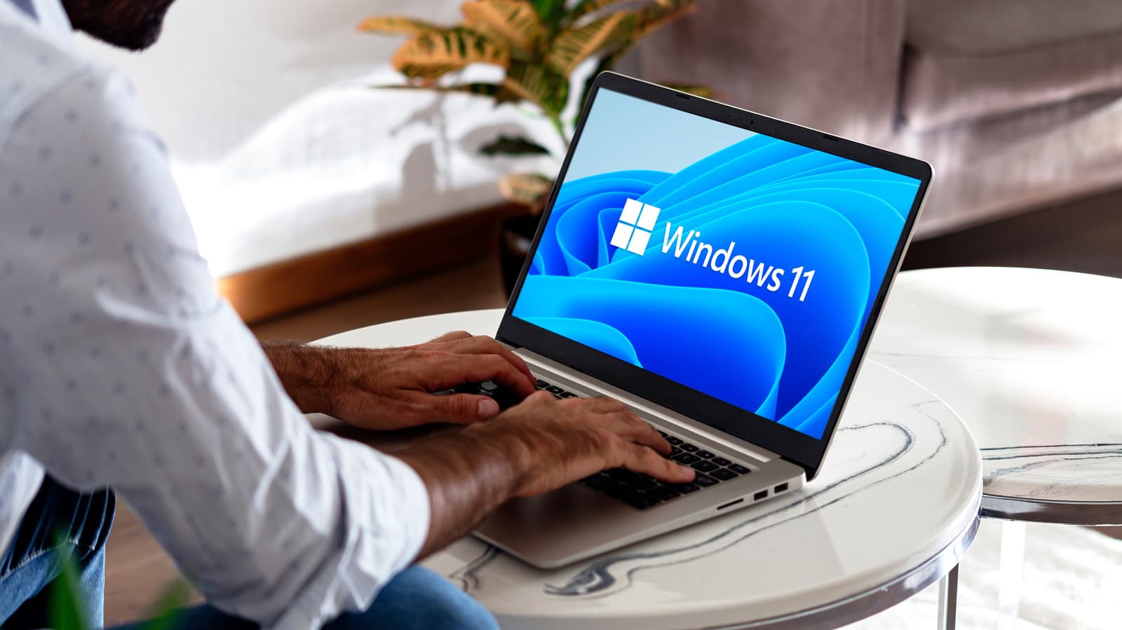 The Hidden Trade-Offs of Moving From MacBook to Windows